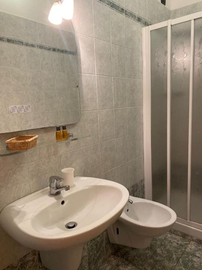 Hotel Pine Beach Rosolina Mare Bagian luar foto
