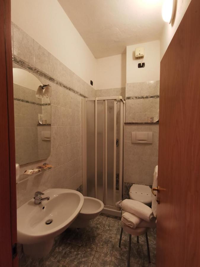 Hotel Pine Beach Rosolina Mare Bagian luar foto